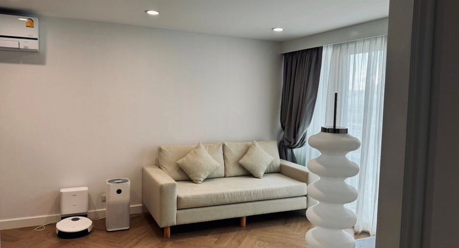 For sale 2 bedrooms condo in Yan Nawa, Bangkok