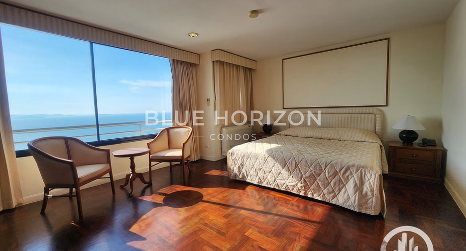 Condo en alquiler y en venta de 3 habitaciones en Bang Lamung, Chonburi