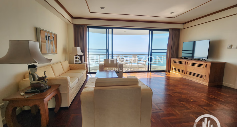 Condo en alquiler y en venta de 3 habitaciones en Bang Lamung, Chonburi