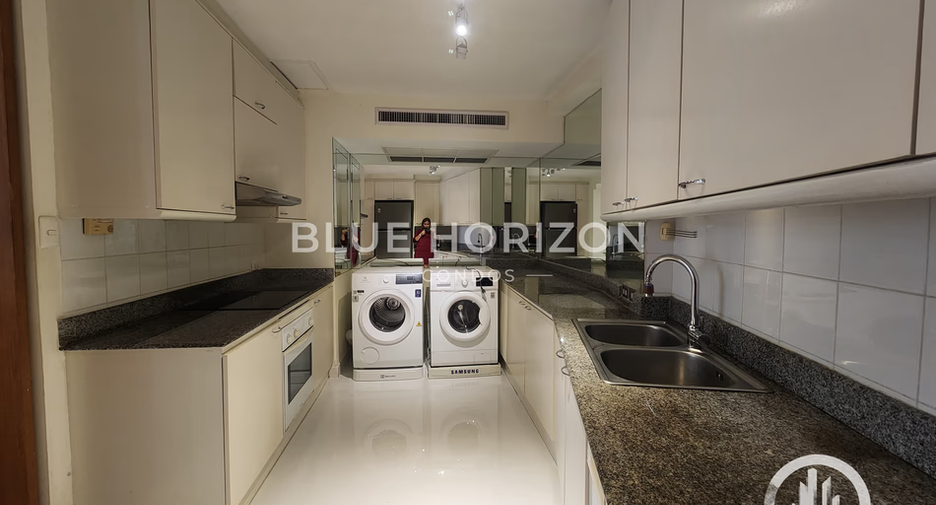 Condo en alquiler y en venta de 3 habitaciones en Bang Lamung, Chonburi