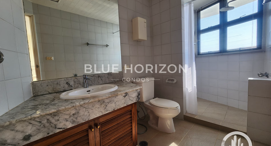 Condo en alquiler y en venta de 3 habitaciones en Bang Lamung, Chonburi