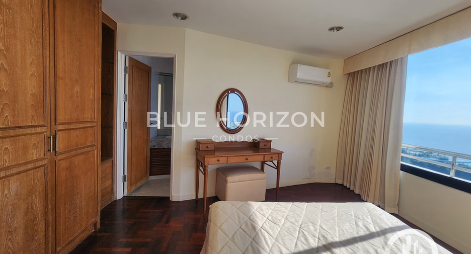 Condo en alquiler y en venta de 3 habitaciones en Bang Lamung, Chonburi