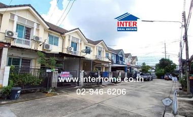For sale 3 bedrooms townhouse in Mueang Pathum Thani, Pathum Thani