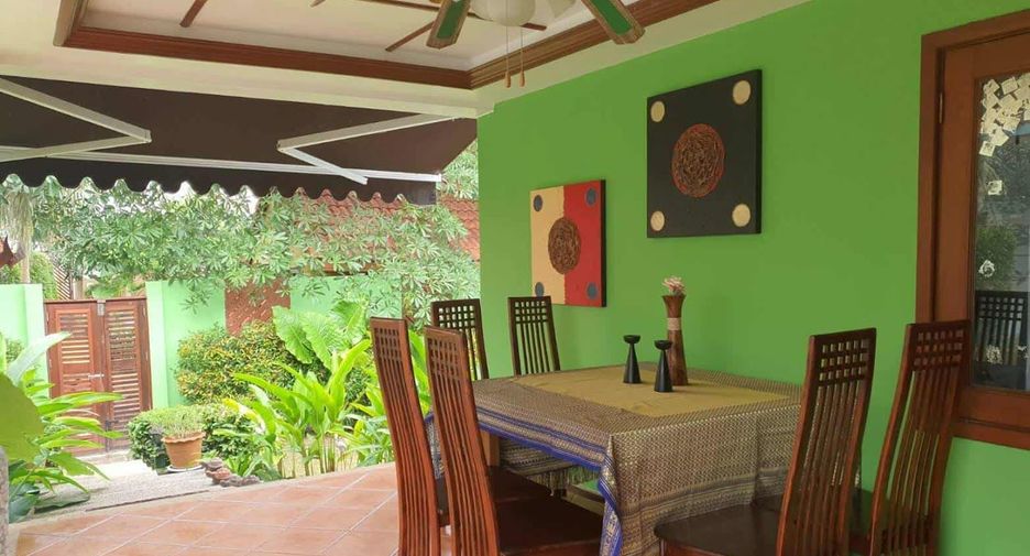 For sale 5 bedrooms condo in Mueang Phuket, Phuket