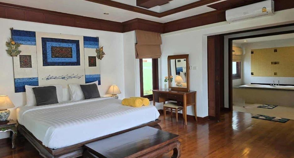 For sale 5 bedrooms condo in Mueang Phuket, Phuket