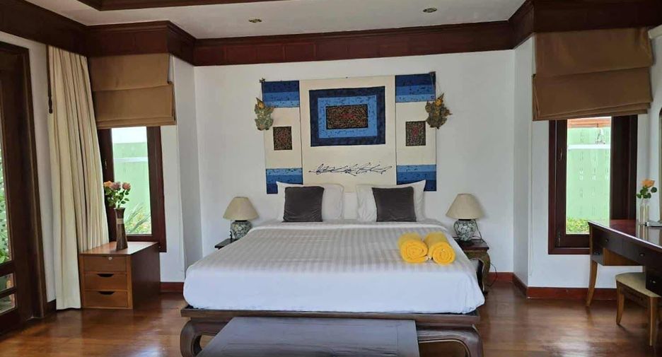 For sale 5 bedrooms condo in Mueang Phuket, Phuket