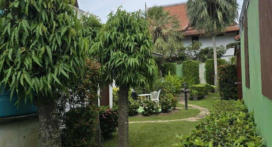 For sale 5 bedrooms condo in Mueang Phuket, Phuket