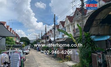 For sale 2 bedrooms townhouse in Bang Khen, Bangkok