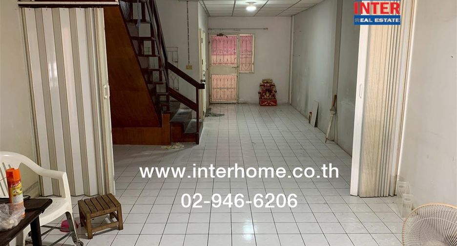 À vendre 2 chambres maison de ville à Bang Khen, Bangkok