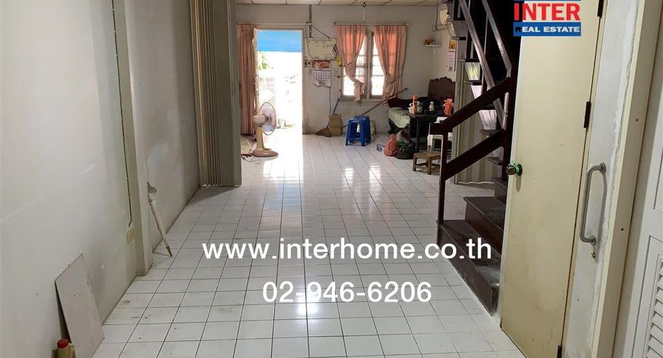 À vendre 2 chambres maison de ville à Bang Khen, Bangkok