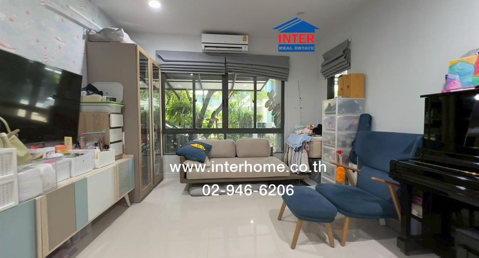 For sale 4 bedrooms house in Thawi Watthana, Bangkok