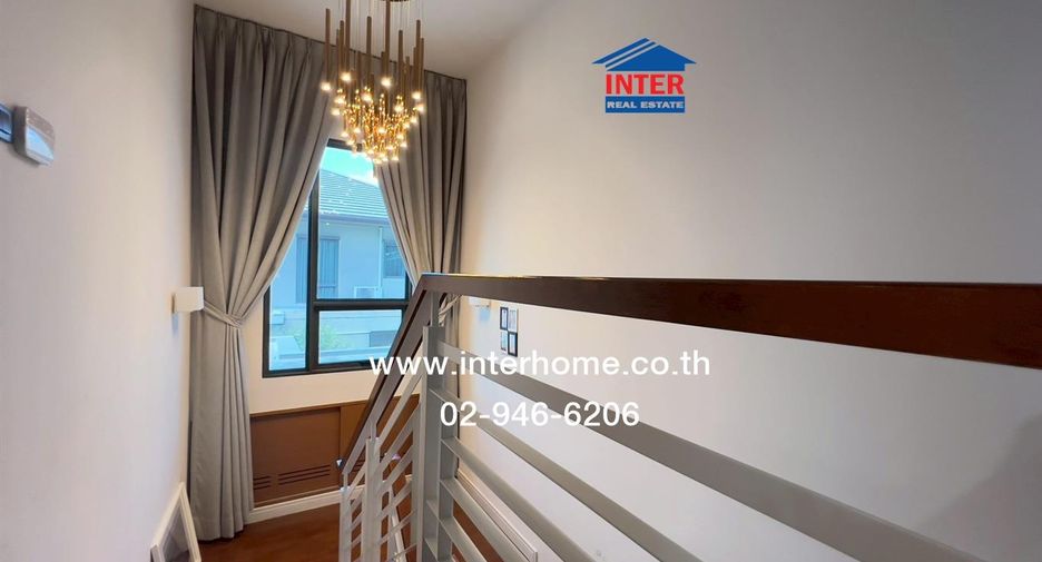 For sale 4 bedrooms house in Thawi Watthana, Bangkok