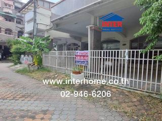 For sale studio townhouse in Bang Phlat, Bangkok