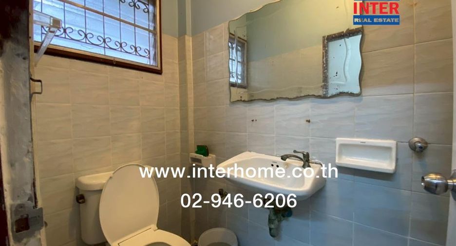 For sale 2 bedrooms townhouse in Sai Mai, Bangkok