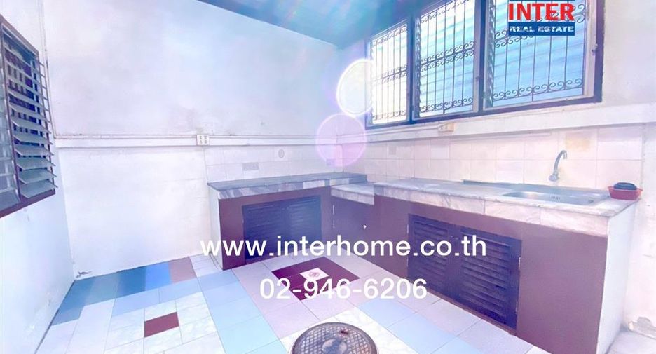 For sale 2 bedrooms townhouse in Sai Mai, Bangkok