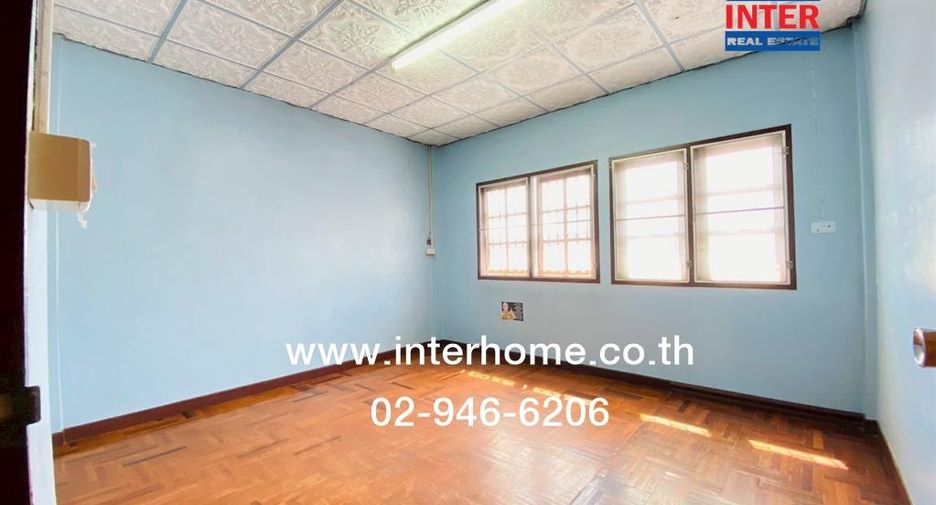 For sale 2 bedrooms townhouse in Sai Mai, Bangkok