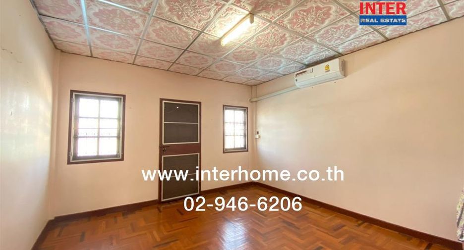 For sale 2 bedrooms townhouse in Sai Mai, Bangkok