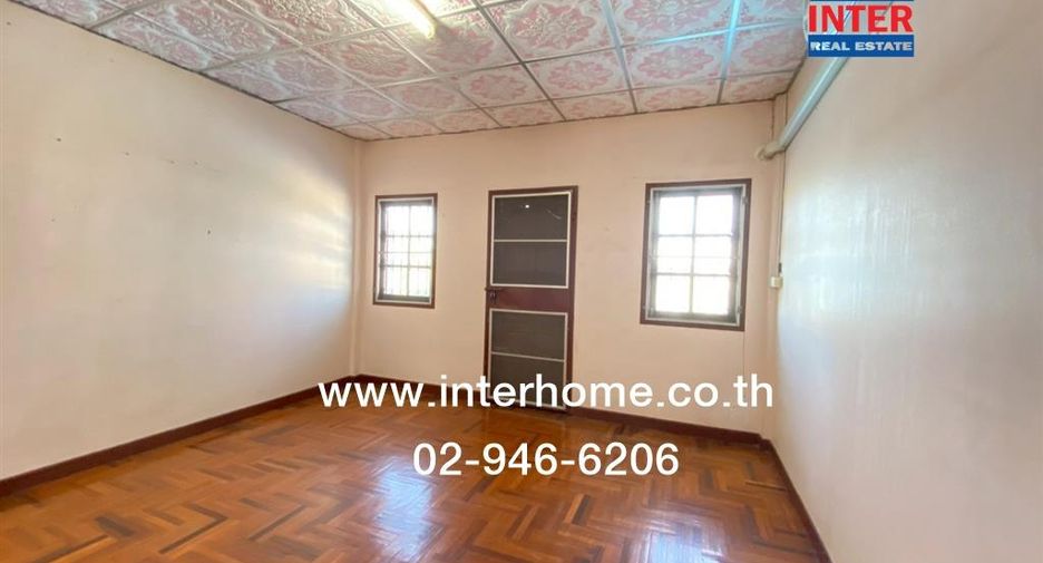 For sale 2 bedrooms townhouse in Sai Mai, Bangkok
