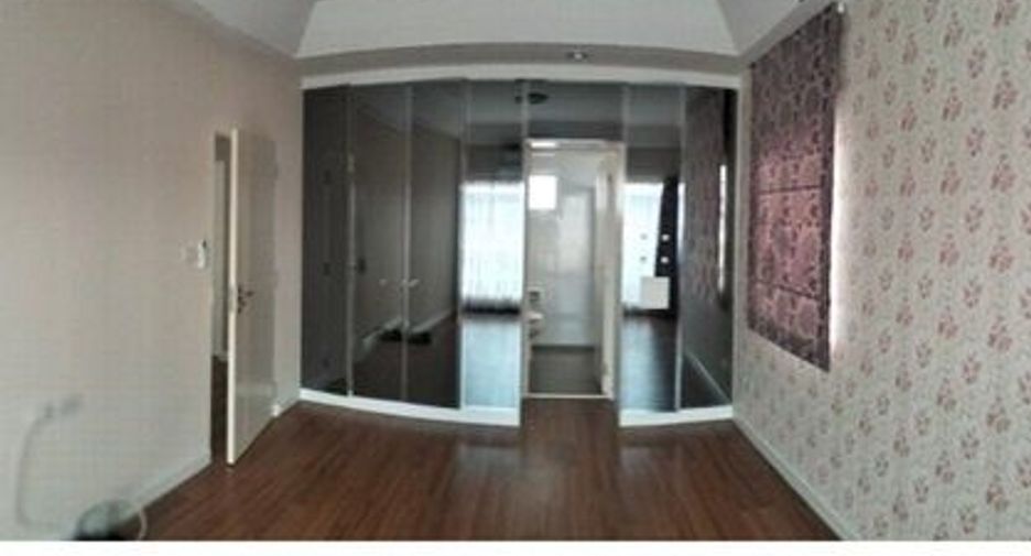 Casa en venta de 3 habitaciones en Bang Sao Thong, Samut Prakan
