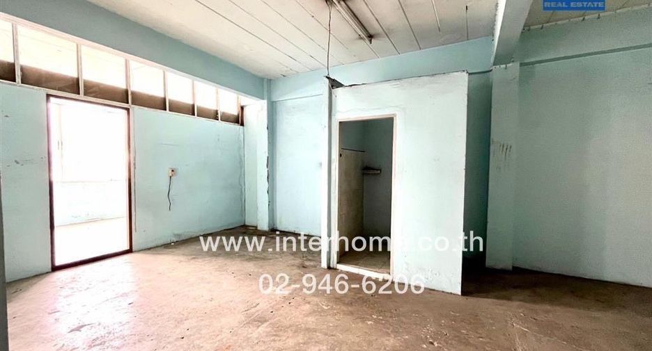 For sale retail Space in Min Buri, Bangkok