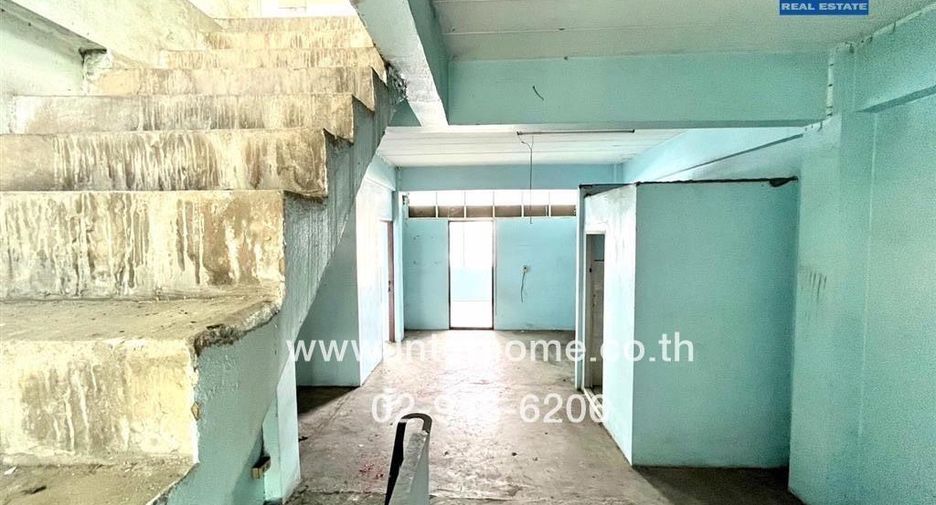 For sale retail Space in Min Buri, Bangkok