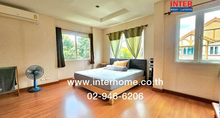 For sale 3 bedrooms house in Sai Mai, Bangkok