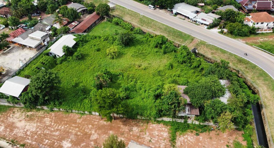 For sale 3 bedrooms retail Space in Mueang Nong Khai, Nong Khai