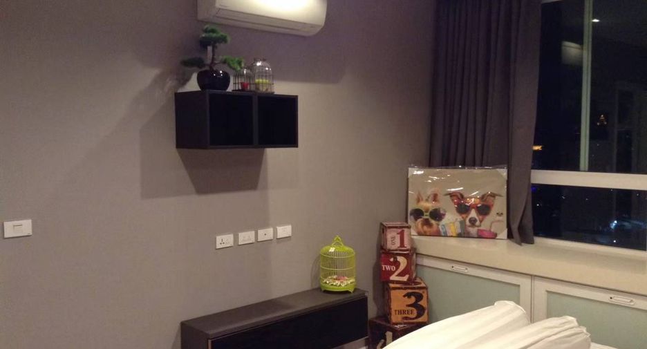 For sale 1 bed condo in Huai Khwang, Bangkok