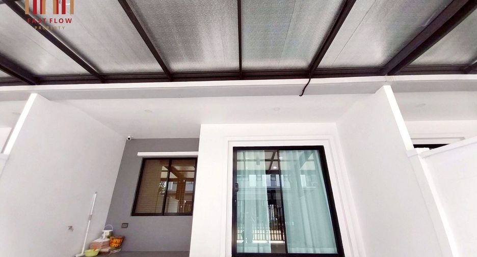 For rent and for sale 2 bedrooms townhouse in Lam Luk Ka, Pathum Thani