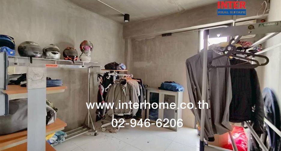 For sale 13 bedrooms office in Lak Si, Bangkok