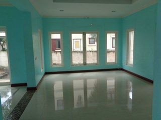 For sale 3 bedrooms house in Thung Khru, Bangkok
