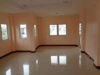 For sale 3 bedrooms house in Thung Khru, Bangkok