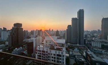 For sale 2 bedrooms condo in Watthana, Bangkok