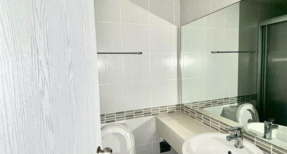 For sale 1 bed condo in Taling Chan, Bangkok