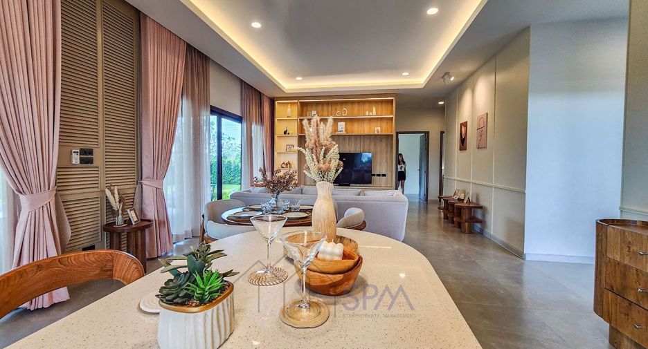 For sale 3 bedrooms villa in Hua Hin, Prachuap Khiri Khan