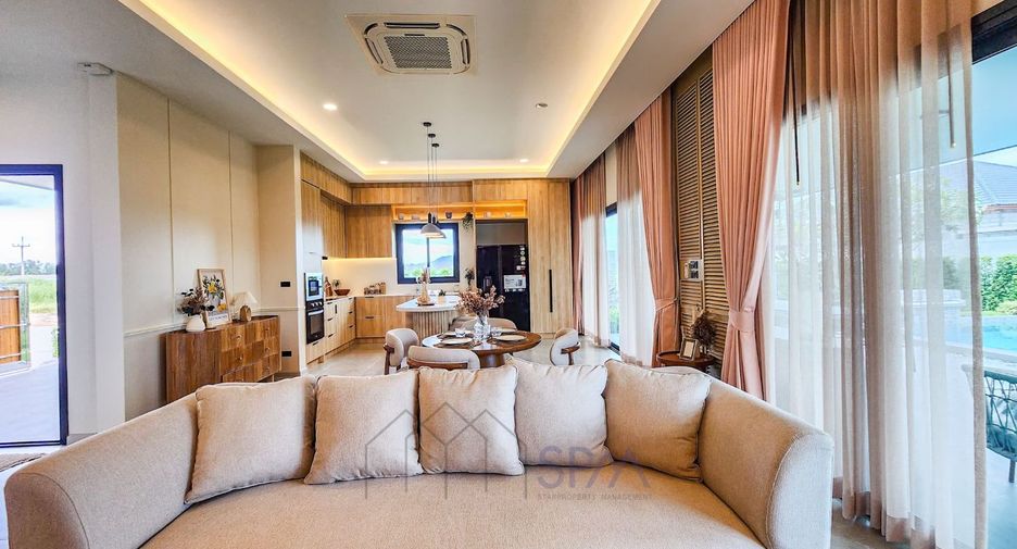 For sale 3 bedrooms villa in Hua Hin, Prachuap Khiri Khan