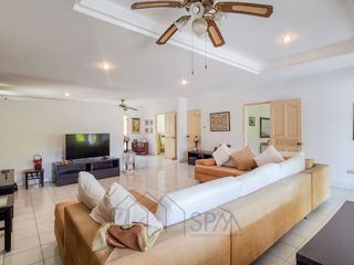 For sale 3 bedrooms villa in Hua Hin, Prachuap Khiri Khan