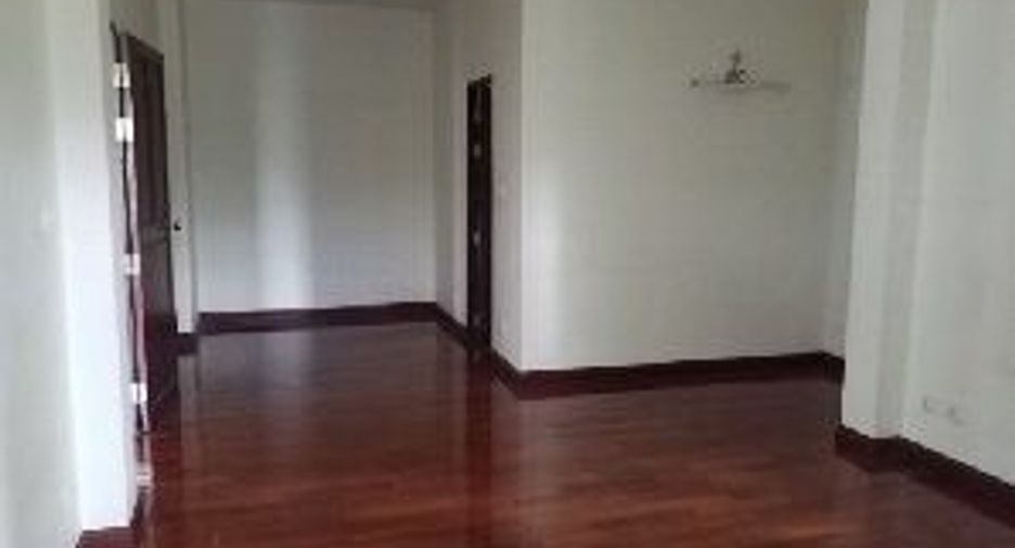 出售 3 卧室 独立屋 在 Sai Mai, 曼谷