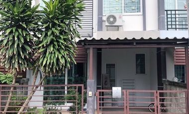 For sale 3 bedrooms townhouse in Chom Thong, Bangkok