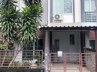 For sale 3 bedrooms townhouse in Chom Thong, Bangkok