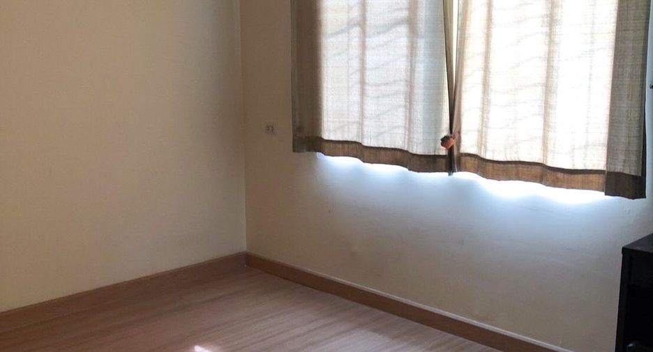 For sale 3 bedrooms townhouse in Chom Thong, Bangkok