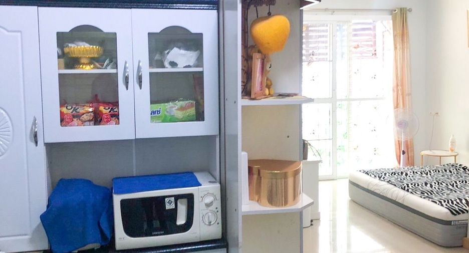 For sale 3 bedrooms townhouse in Chom Thong, Bangkok
