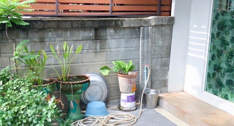 For sale 3 bedrooms townhouse in Chom Thong, Bangkok