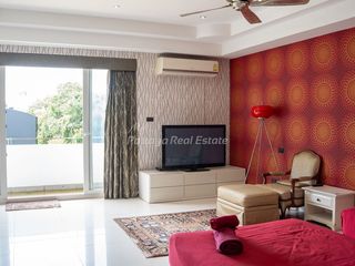 For sale 8 bedrooms villa in Bang Lamung, Chonburi