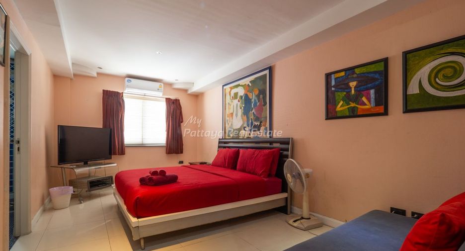 For sale 8 bedrooms villa in Bang Lamung, Chonburi
