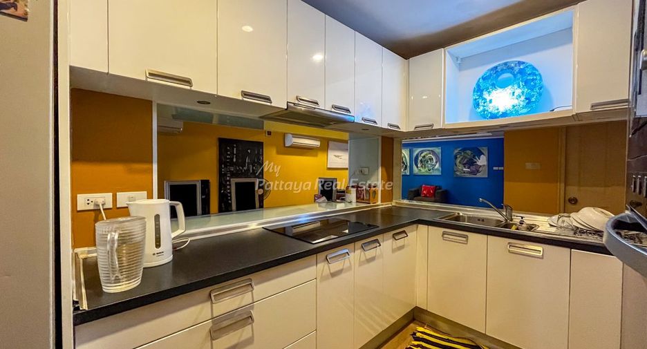 For sale 8 bedrooms villa in Bang Lamung, Chonburi