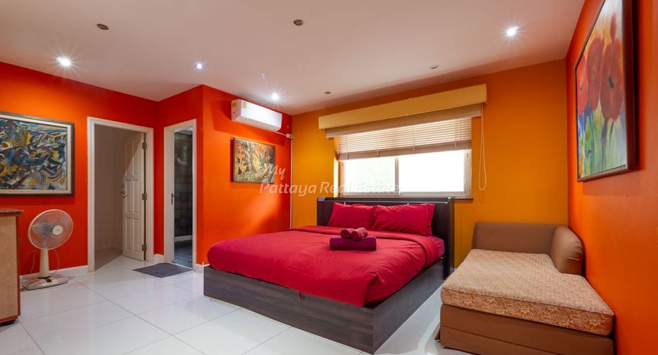 For sale 8 bedrooms villa in Bang Lamung, Chonburi