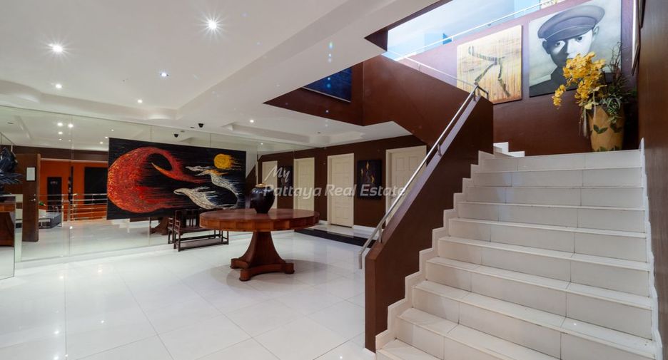 For sale 8 bedrooms villa in Bang Lamung, Chonburi