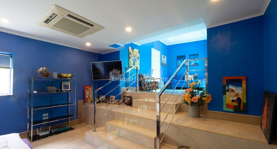 For sale 8 bedrooms villa in Bang Lamung, Chonburi