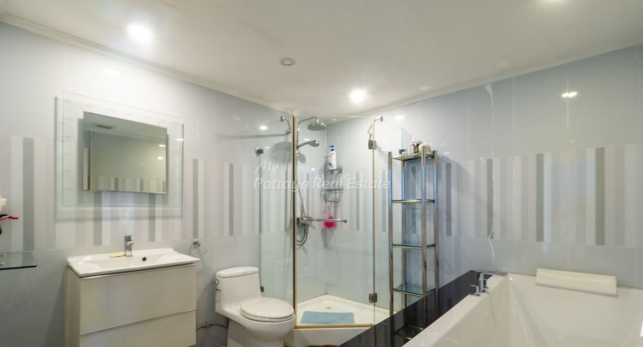For sale 8 bedrooms villa in Bang Lamung, Chonburi